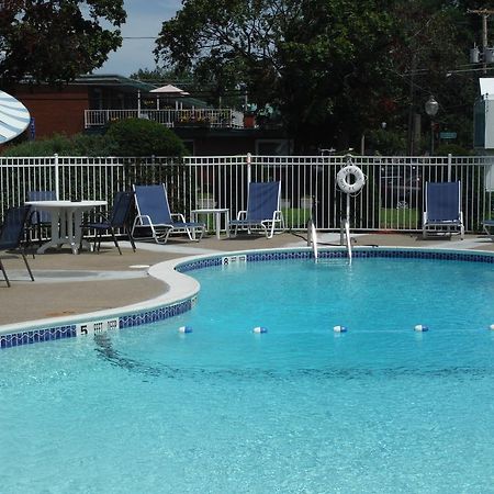 The Springs Motel Saratoga Springs Buitenkant foto
