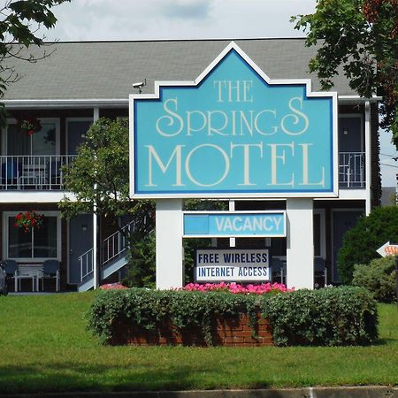 The Springs Motel Saratoga Springs Buitenkant foto